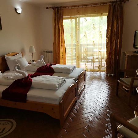 Hotel Wels Băltenii de Sus Exterior foto