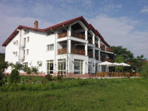 Hotel Wels Băltenii de Sus Exterior foto