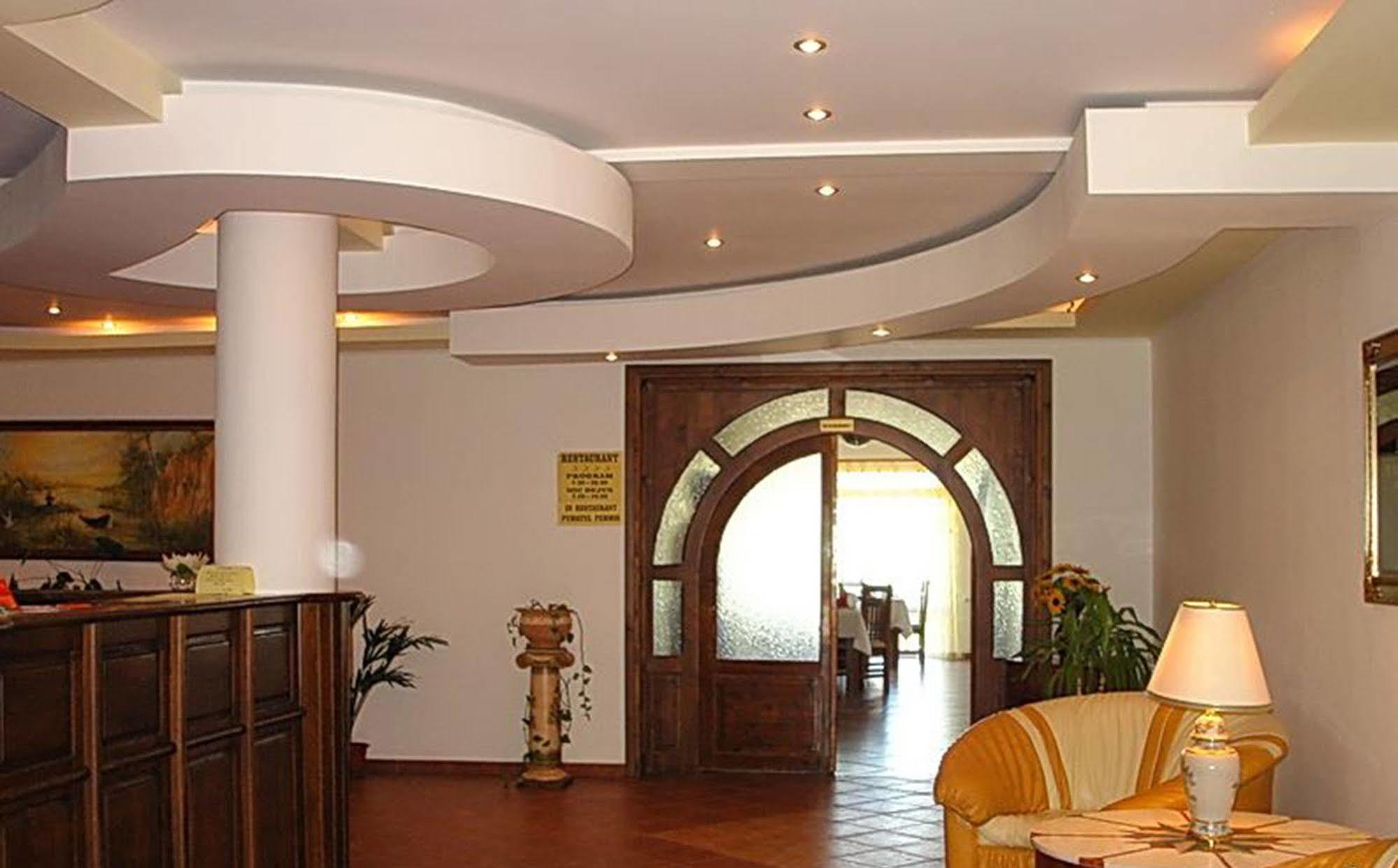 Hotel Wels Băltenii de Sus Exterior foto