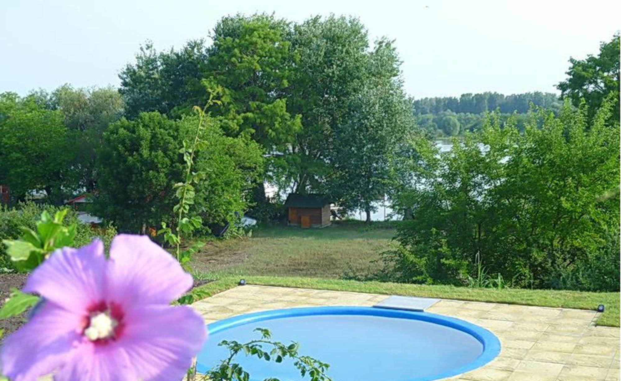 Hotel Wels Băltenii de Sus Exterior foto