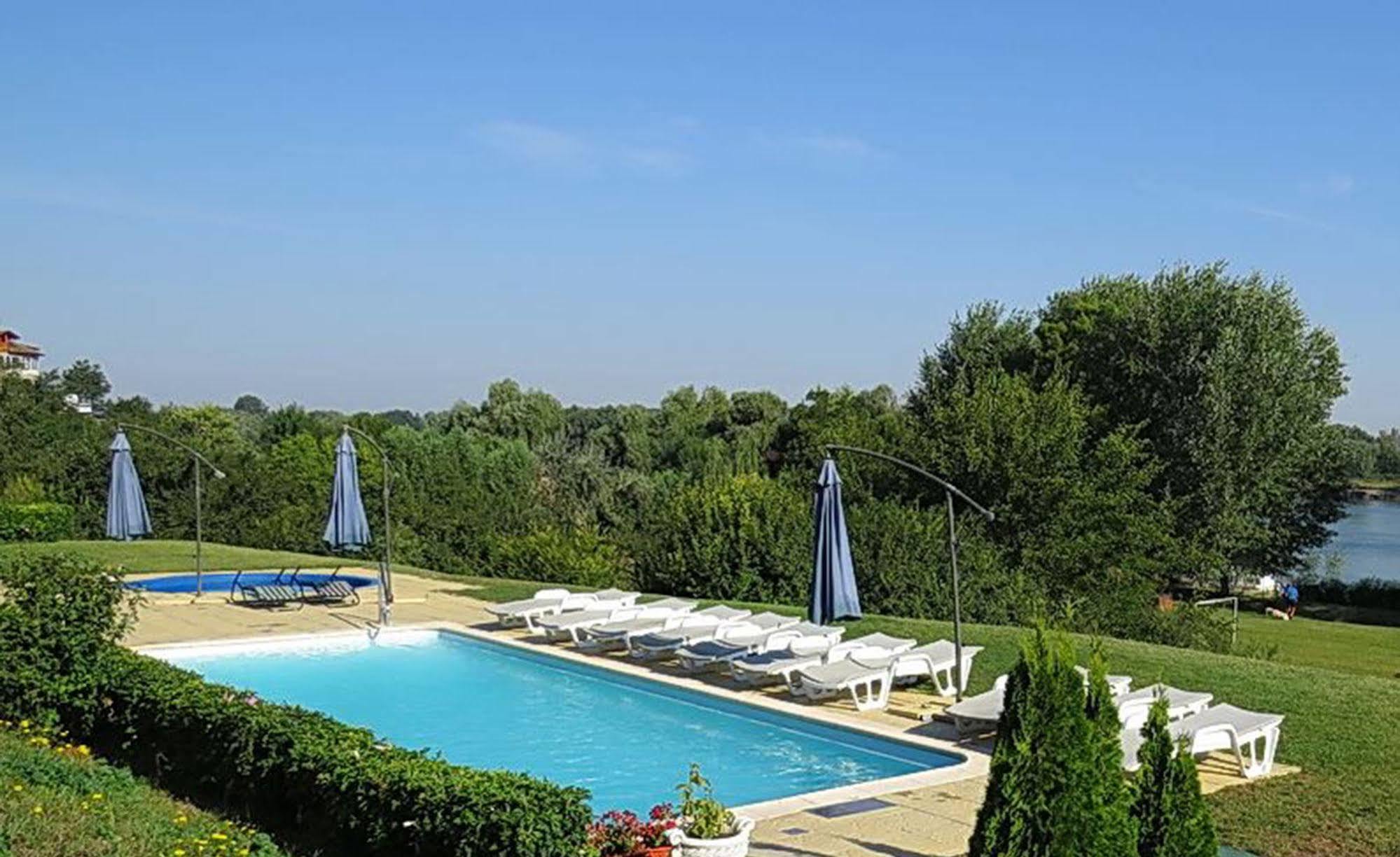 Hotel Wels Băltenii de Sus Exterior foto